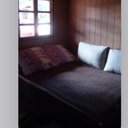 Quarto em Acomodações Particulares Goscinne
